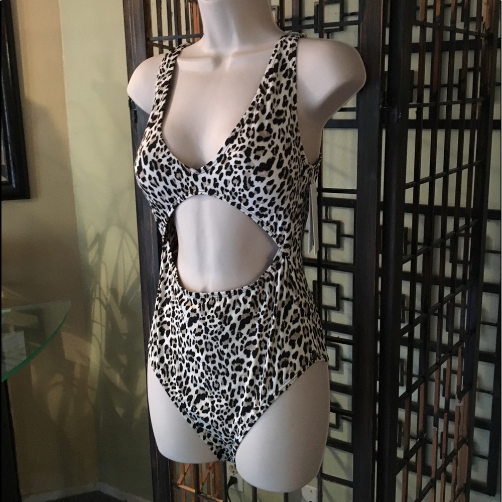 EJ Cheetah Print Monokini (NWT) Cut Out Size L